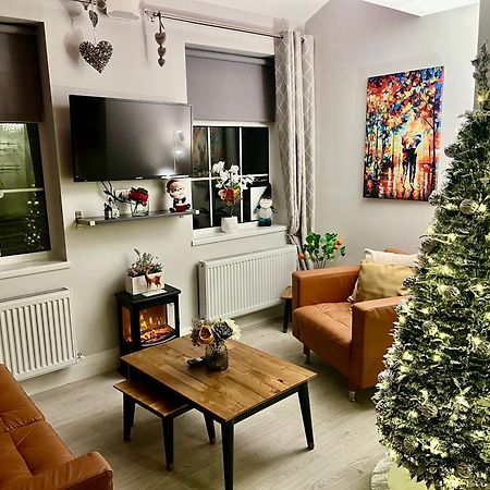 Trinity Apartments Four 1-Bedroom Apts Waterford City Centre Extérieur photo