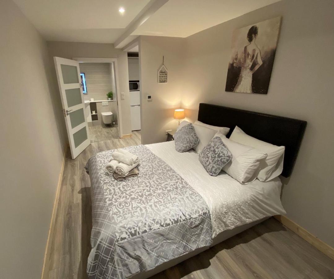 Trinity Apartments Four 1-Bedroom Apts Waterford City Centre Extérieur photo