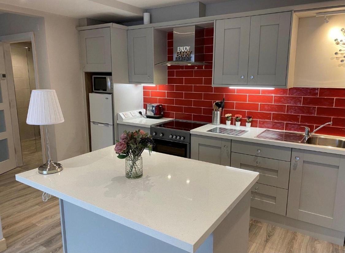 Trinity Apartments Four 1-Bedroom Apts Waterford City Centre Extérieur photo