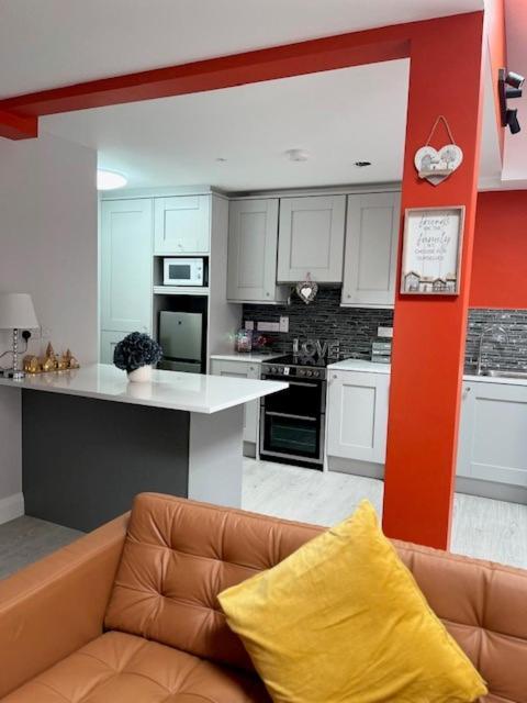 Trinity Apartments Four 1-Bedroom Apts Waterford City Centre Extérieur photo