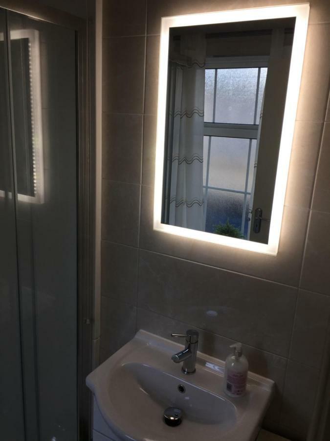 Trinity Apartments Four 1-Bedroom Apts Waterford City Centre Extérieur photo